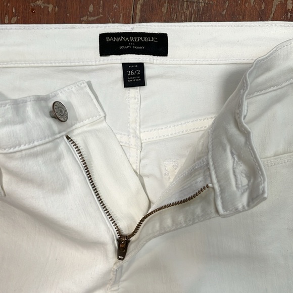 🌻3/$15🌻 Banana Republic jeans - Picture 4 of 9